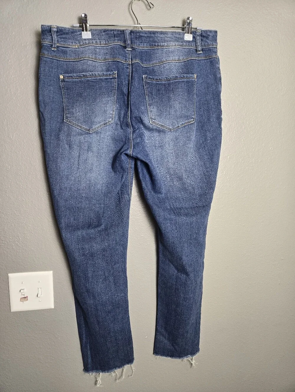 C Est 1946 Midrise Ankle Crop Jeans Size 14